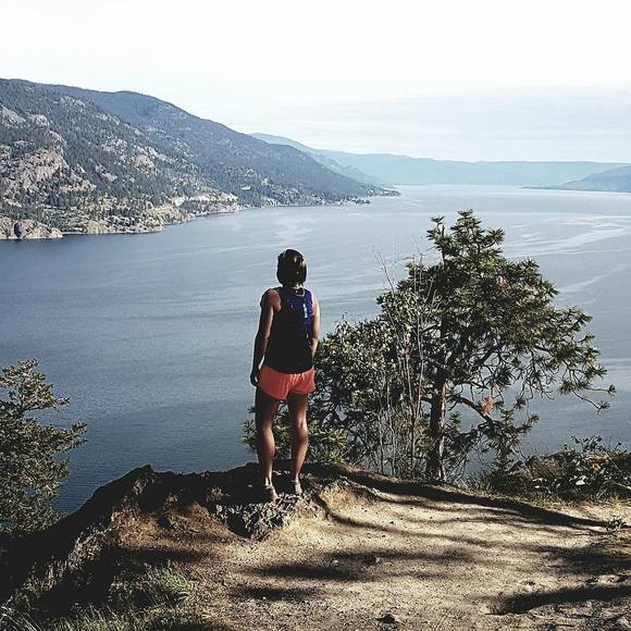 Meet your Posher, Leanne - Picture 1 of 1